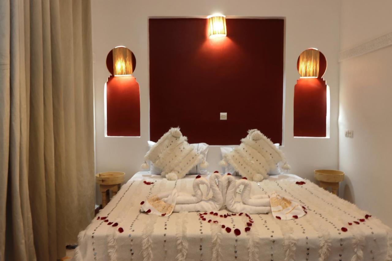 Deluxe Room,1416472449:JPEG
